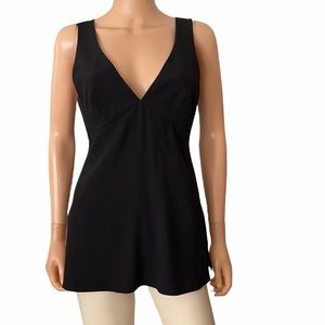 NWOT Theory Women’s Black Satin Crepe Sleeveless V Neck Top